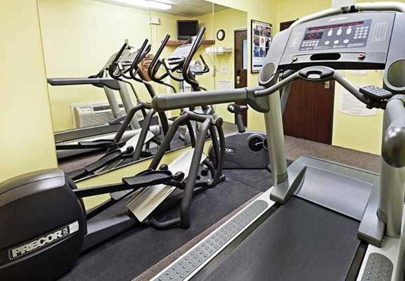 Fairfield & By Marriott Airport/north Star Mall